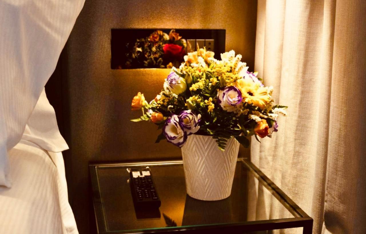 Boutique Hotel Сирмионе Экстерьер фото