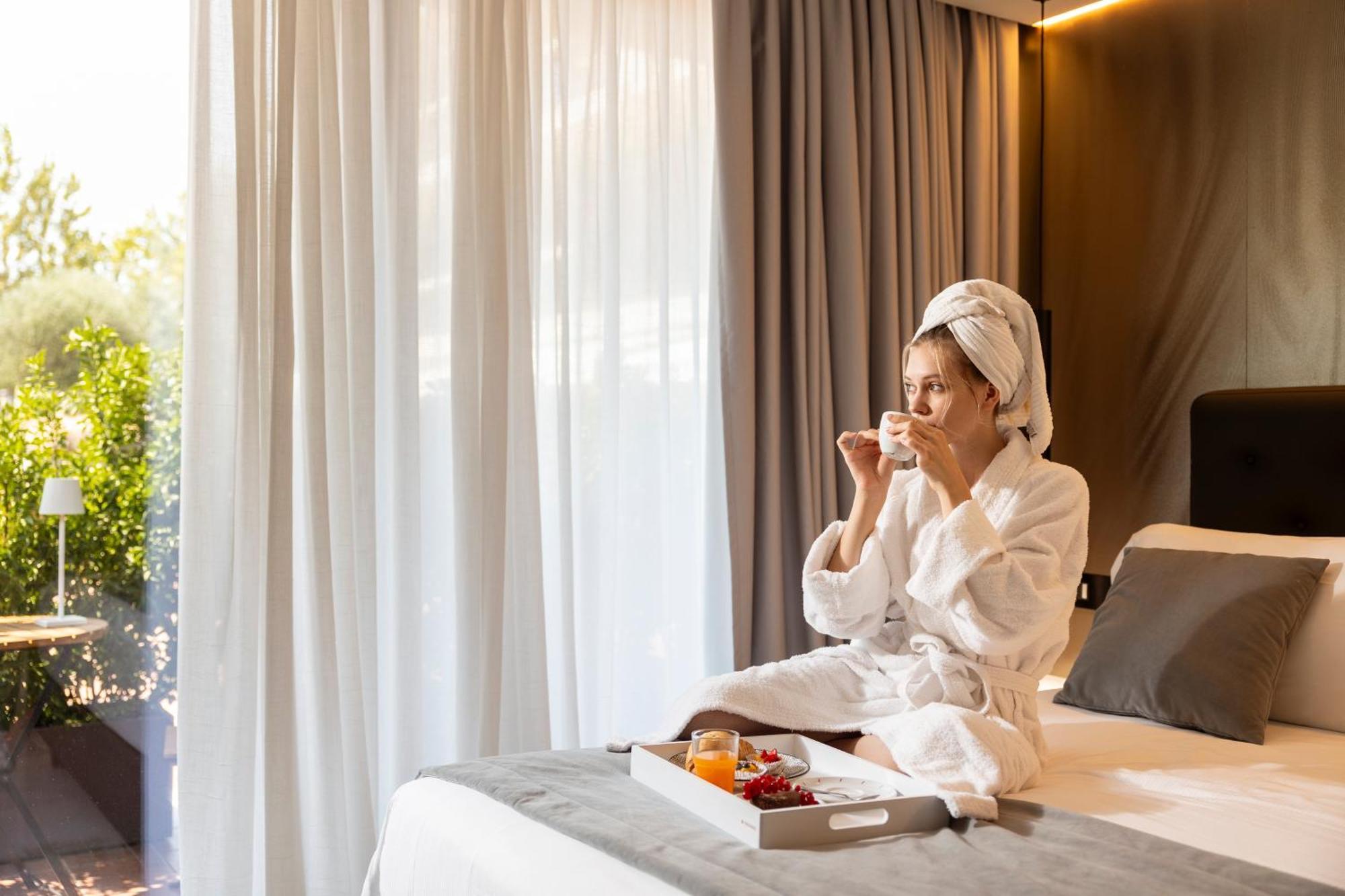 Boutique Hotel Сирмионе Экстерьер фото